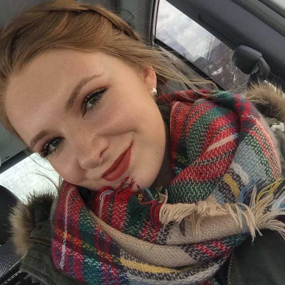 Meet your Posher, Anna